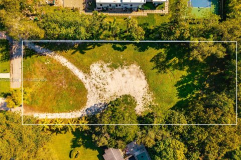 Terrain à vendre à Miami, Floride № 2066702 - photo 2