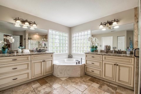 Villa ou maison à vendre à Riviera Beach, Floride: 4 chambres, 249.81 m2 № 2187087 - photo 15