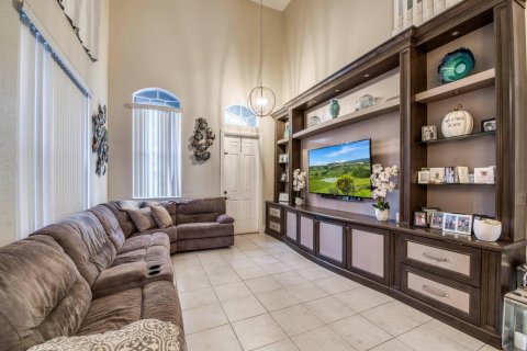 Villa ou maison à vendre à Riviera Beach, Floride: 4 chambres, 249.81 m2 № 2187087 - photo 2