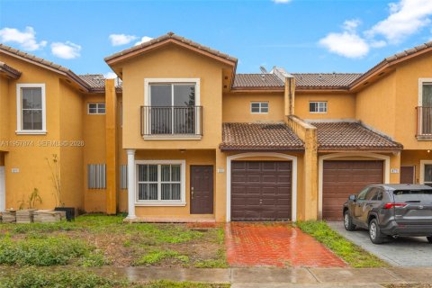Villa ou maison à Florida City, Floride 3 chambres, 141.86 m2 № 2020638