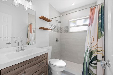 Villa ou maison à vendre à Cutler Bay, Floride: 4 chambres, 162.11 m2 № 1988462 - photo 27