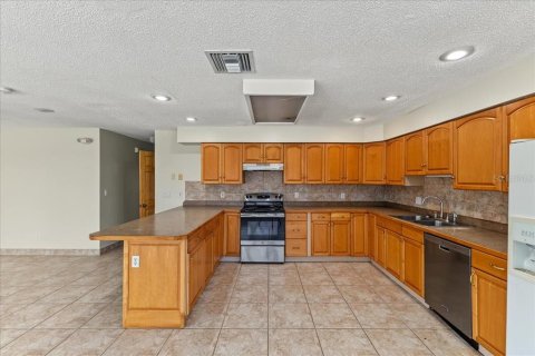 Casa en venta en New Smyrna Beach, Florida, 4 dormitorios, 149.11 m2 № 2386499 - foto 12