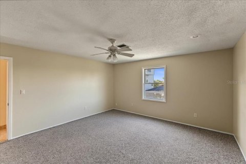 Casa en venta en New Smyrna Beach, Florida, 4 dormitorios, 149.11 m2 № 2386499 - foto 16