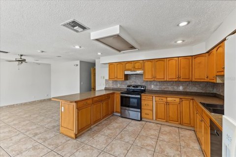 Casa en venta en New Smyrna Beach, Florida, 4 dormitorios, 149.11 m2 № 2386499 - foto 11