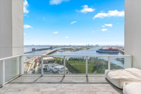 Copropriété à vendre à Miami, Floride: 2 chambres, 177.07 m2 № 1979647 - photo 20