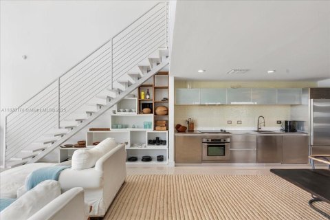 Copropriété à vendre à Miami, Floride: 2 chambres, 177.07 m2 № 1979647 - photo 11