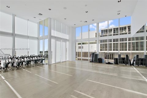 Copropriété à vendre à Miami, Floride: 2 chambres, 177.07 m2 № 1979647 - photo 29
