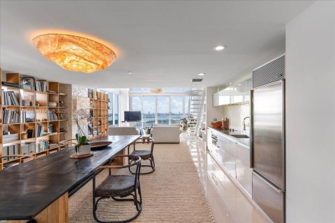 Copropriété à vendre à Miami, Floride: 2 chambres, 177.07 m2 № 1979647 - photo 6