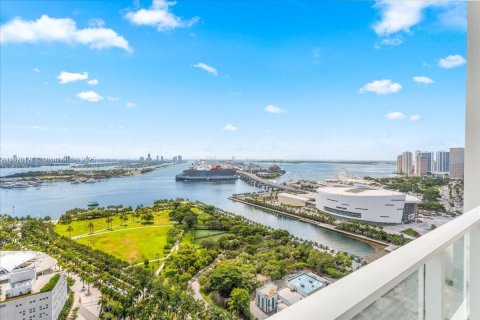 Copropriété à vendre à Miami, Floride: 2 chambres, 177.07 m2 № 1979647 - photo 3