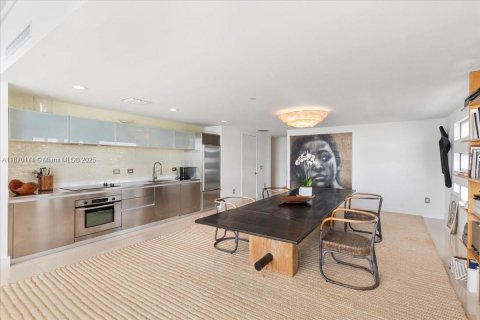 Copropriété à vendre à Miami, Floride: 2 chambres, 177.07 m2 № 1979647 - photo 8