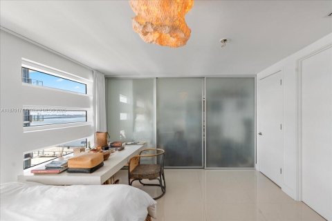 Copropriété à vendre à Miami, Floride: 2 chambres, 177.07 m2 № 1979647 - photo 18