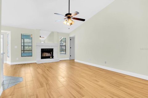 Villa ou maison à louer à Clearwater, Floride: 3 chambres, 140.56 m2 № 2148516 - photo 9