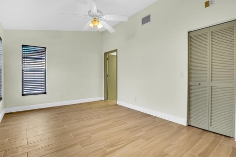 Villa ou maison à louer à Clearwater, Floride: 3 chambres, 140.56 m2 № 2148516 - photo 15