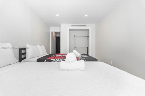 Снять в аренду виллу или дом в Майами, Флорида 5 спален, 145.48м2, № 1954619 - фото 14