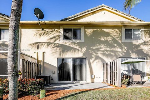 Casa en alquiler en Weston, Florida, 2 dormitorios, 130.99 m2 № 2007750 - foto 17