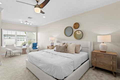 Townhouse in Saint Petersburg, Florida 4 bedrooms, 179.67 sq.m. № 2093288 - photo 26