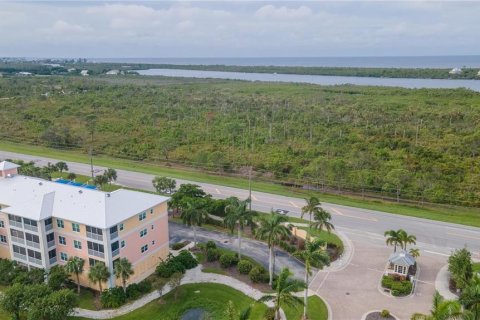 Condo in Placida, Florida, 2 bedrooms  № 2204050 - photo 20