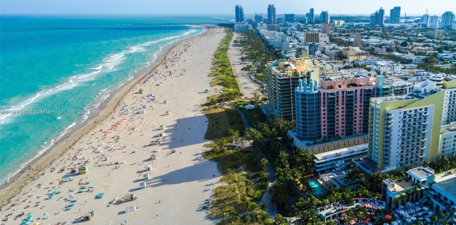 Condo à Sunny Isles Beach, Floride, 2 chambres  № 1924249
