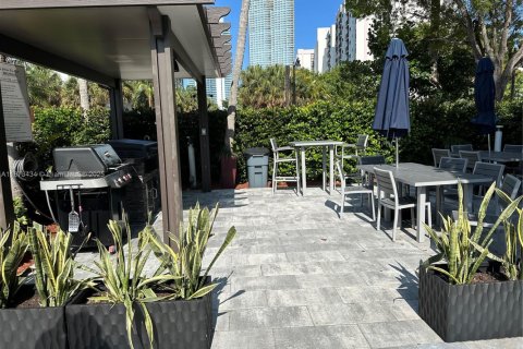 Copropriété à louer à Sunny Isles Beach, Floride: 2 chambres, 136.57 m2 № 1924249 - photo 4