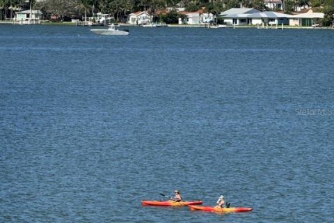 Condominio en venta en Saint Petersburg, Florida, 2 dormitorios, 97.08 m2 № 1802870 - foto 8