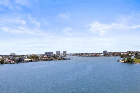 Copropriété à louer à Treasure Island, Floride: 1 chambre, 82.22 m2 № 2167694 - photo 9