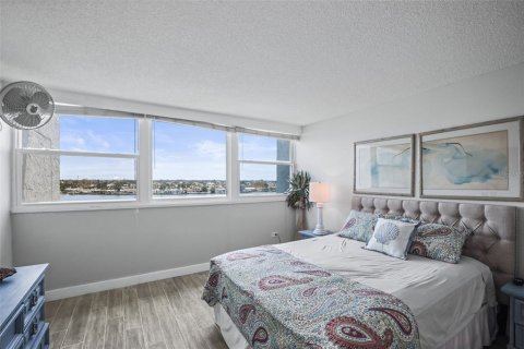 Copropriété à louer à Treasure Island, Floride: 1 chambre, 82.22 m2 № 2167694 - photo 15