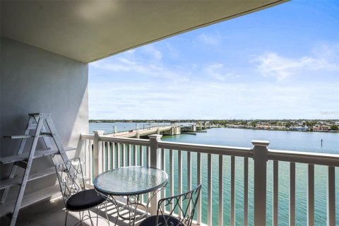 Copropriété à louer à Treasure Island, Floride: 1 chambre, 82.22 m2 № 2167694 - photo 4