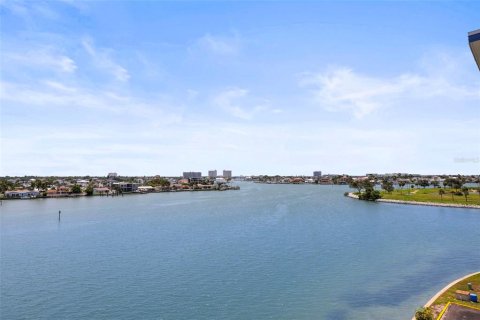 Copropriété à louer à Treasure Island, Floride: 1 chambre, 82.22 m2 № 2167694 - photo 8