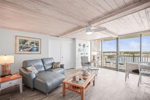 Copropriété à louer à Treasure Island, Floride: 1 chambre, 82.22 m2 № 2167694 - photo 3