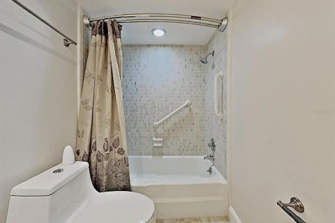 Copropriété à louer à Saint Petersburg, Floride: 2 chambres, 109.16 m2 № 1845113 - photo 19
