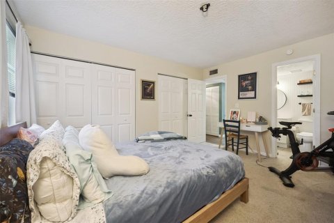 Condo in Orlando, Florida, 1 bedroom № 2211529 - photo 15