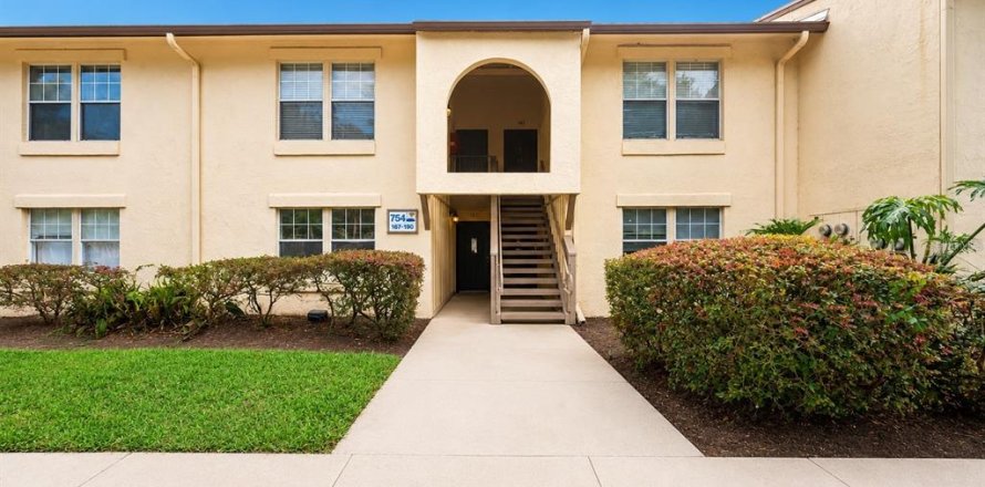 Condo in Orlando, Florida, 1 bedroom № 2211529