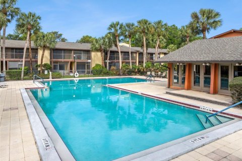 Condo in Orlando, Florida, 1 bedroom № 2211529 - photo 19