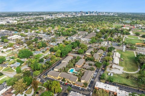 Condo in Orlando, Florida, 1 bedroom № 2211529 - photo 22