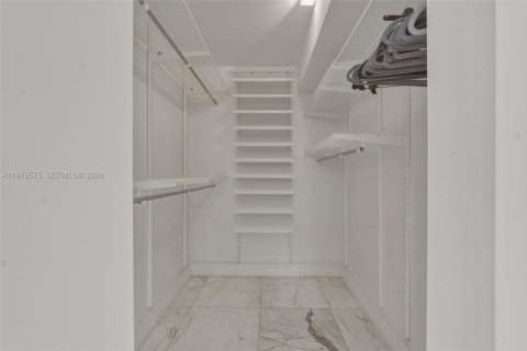 Copropriété à vendre à Miami Beach, Floride: 2 chambres, 85.56 m2 № 2044256 - photo 12