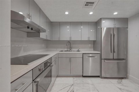 Copropriété à vendre à Miami Beach, Floride: 2 chambres, 85.56 m2 № 2044256 - photo 6