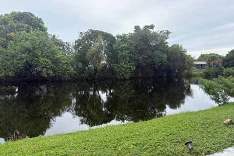Villa ou maison à louer à Sunrise, Floride: 2 chambres, 105.17 m2 № 2385351 - photo 20