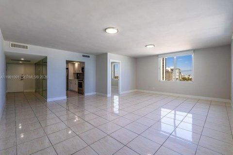 Copropriété à louer à Miami Beach, Floride: 3 chambres, 154.22 m2 № 2027753 - photo 7