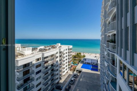 Copropriété à louer à Miami Beach, Floride: 3 chambres, 154.22 m2 № 2027753 - photo 29