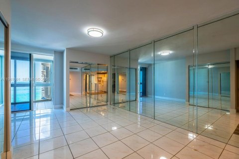 Copropriété à louer à Miami Beach, Floride: 3 chambres, 154.22 m2 № 2027753 - photo 20
