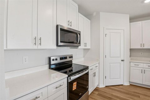 Casa en venta en Dade City, Florida, 4 dormitorios, 232.53 m2 № 2227995 - foto 11