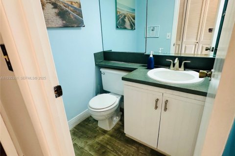 Condo in Deerfield Beach, Florida, 1 bedroom  № 1993554 - photo 9