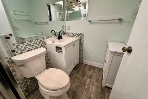 Condo in Deerfield Beach, Florida, 1 bedroom  № 1993554 - photo 13