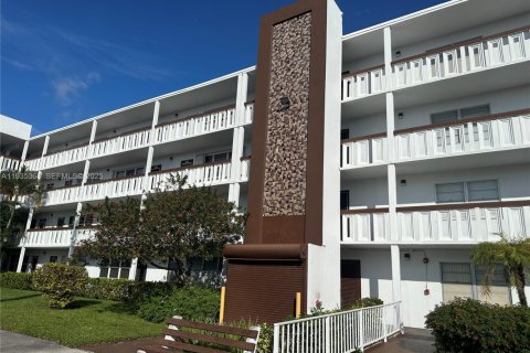 Condo in Deerfield Beach, Florida, 1 bedroom  № 1993554