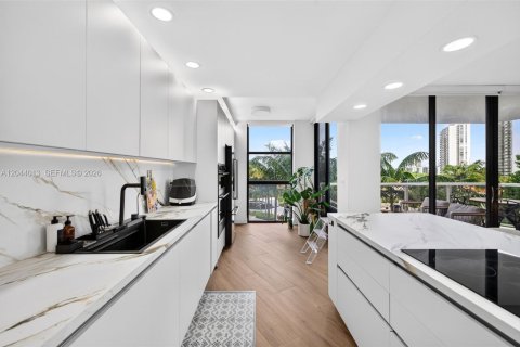 Copropriété à vendre à Aventura, Floride: 3 chambres, 193.24 m2 № 2187853 - photo 16