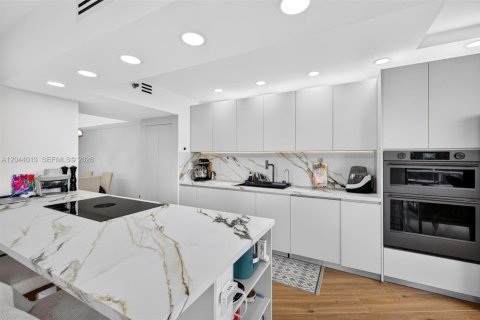 Copropriété à vendre à Aventura, Floride: 3 chambres, 193.24 m2 № 2187853 - photo 14