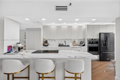 Copropriété à vendre à Aventura, Floride: 3 chambres, 193.24 m2 № 2187853 - photo 12