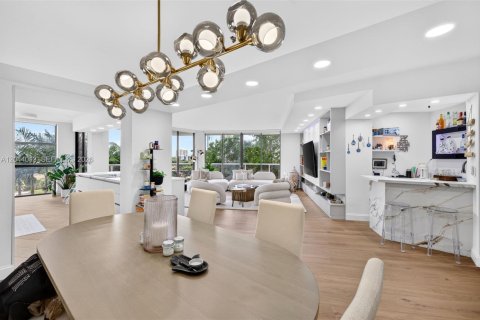 Copropriété à vendre à Aventura, Floride: 3 chambres, 193.24 m2 № 2187853 - photo 11