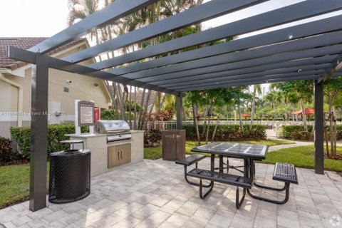 Appartement à louer à North Lauderdale, Floride: 2 chambres, 100.43 m2 № 1939186 - photo 2