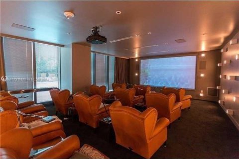 Condo in Miami, Florida, 2 bedrooms  № 1871305 - photo 28